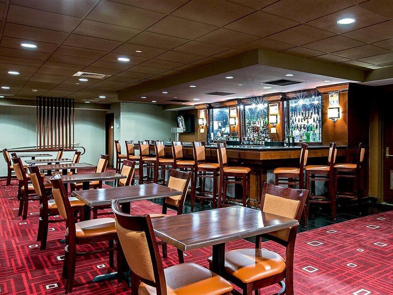 Crowne Plaza Newark Airport By Ihg Hotel Elizabeth Exterior foto