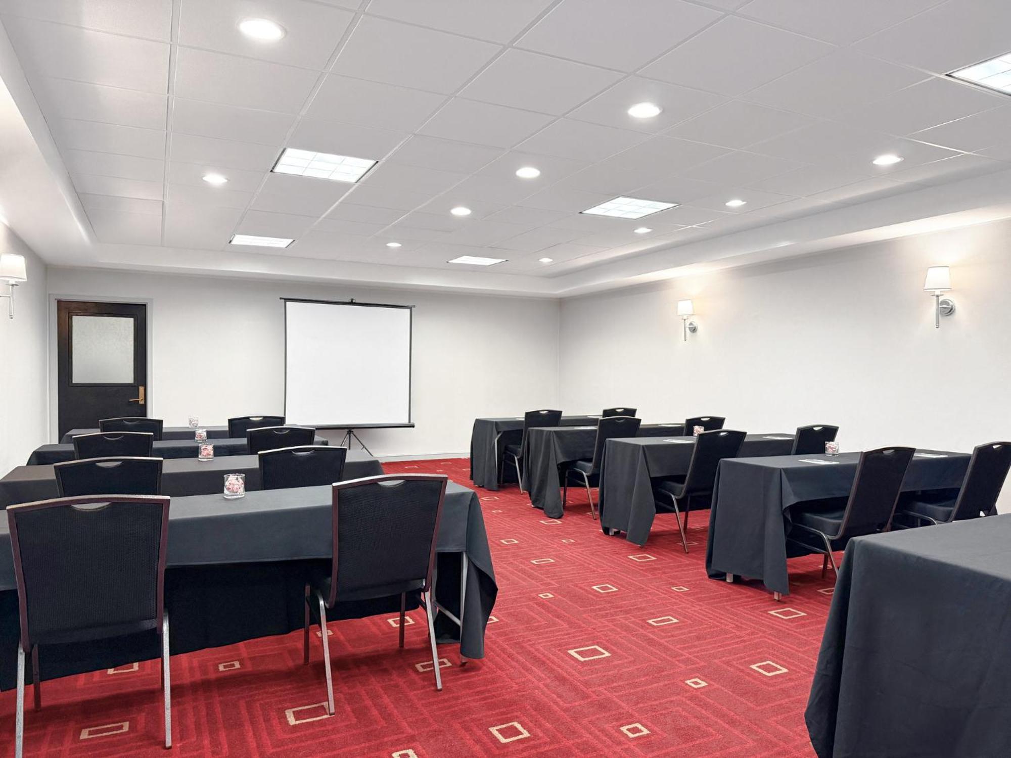Crowne Plaza Newark Airport By Ihg Hotel Elizabeth Exterior foto